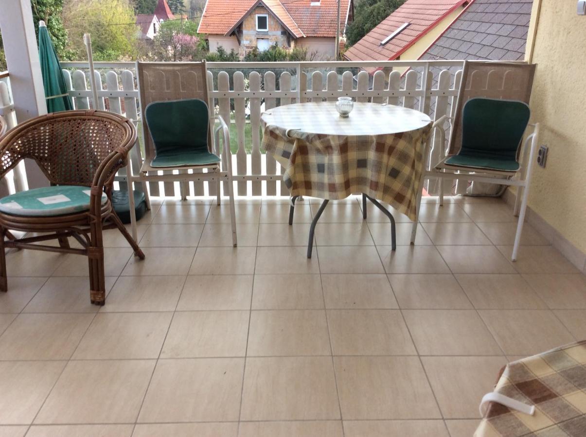 Gyenesi Virag Apartman Gyenesdiás エクステリア 写真
