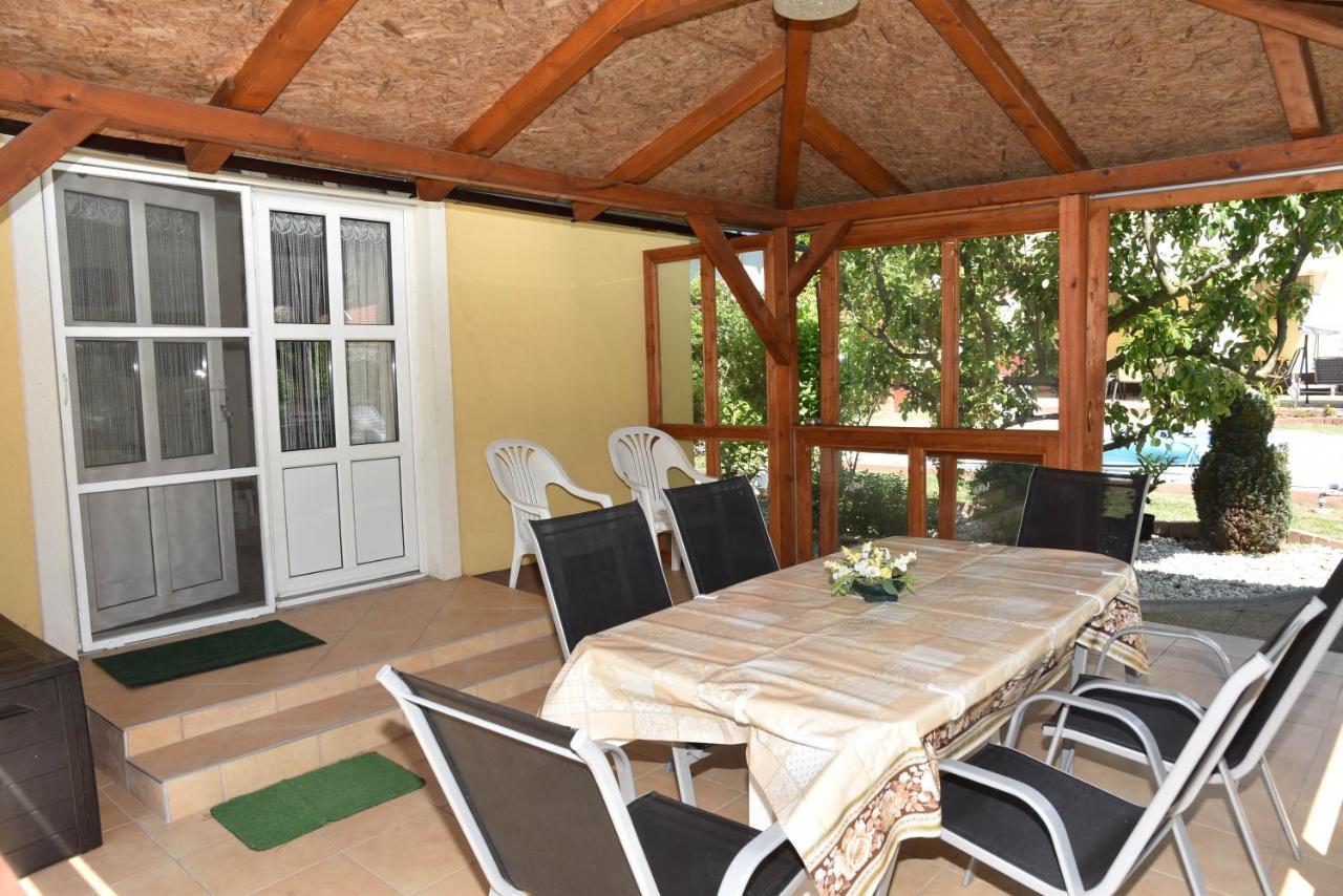 Gyenesi Virag Apartman Gyenesdiás エクステリア 写真