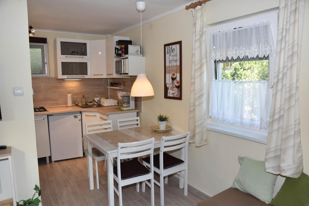 Gyenesi Virag Apartman Gyenesdiás エクステリア 写真