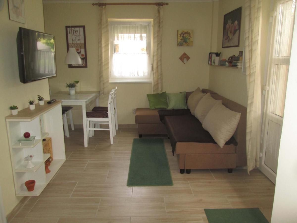 Gyenesi Virag Apartman Gyenesdiás エクステリア 写真
